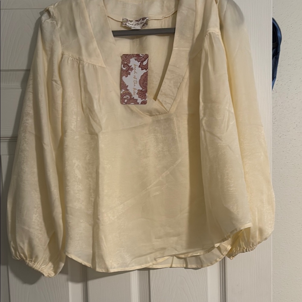 Band of the free Elegant Cream Blouse